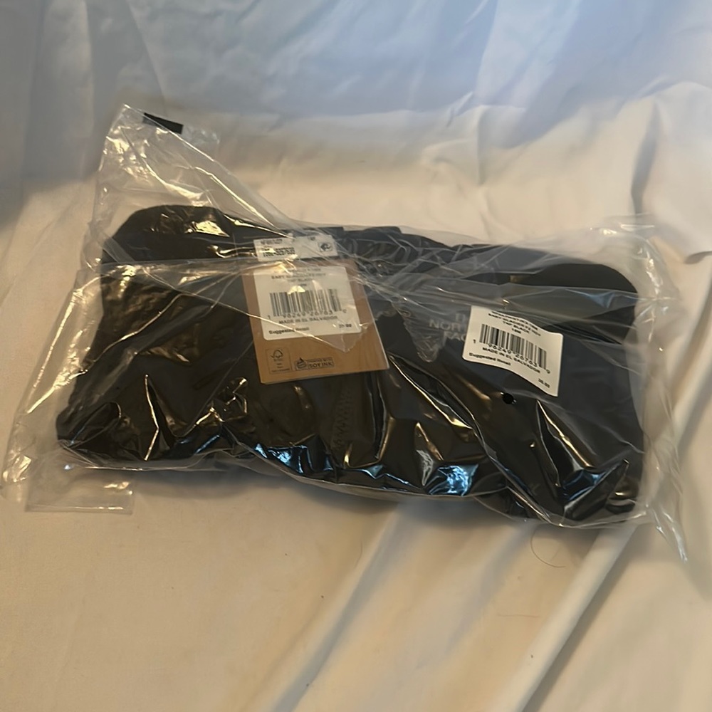 New with Tags North Face Baby Glacier Full Zip Hoodie